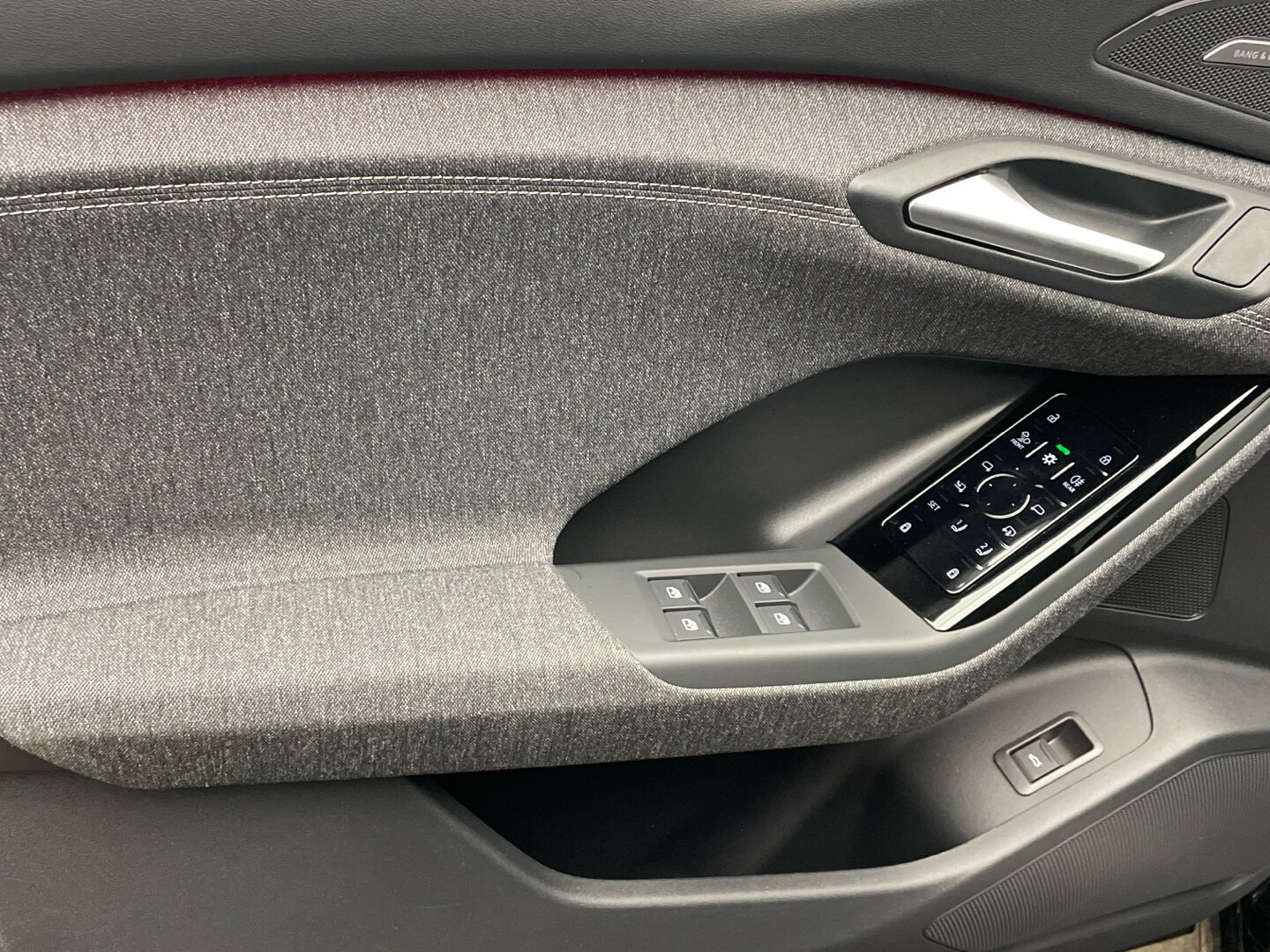 Image about Audi Q6 SUV e-tron e-tron performance