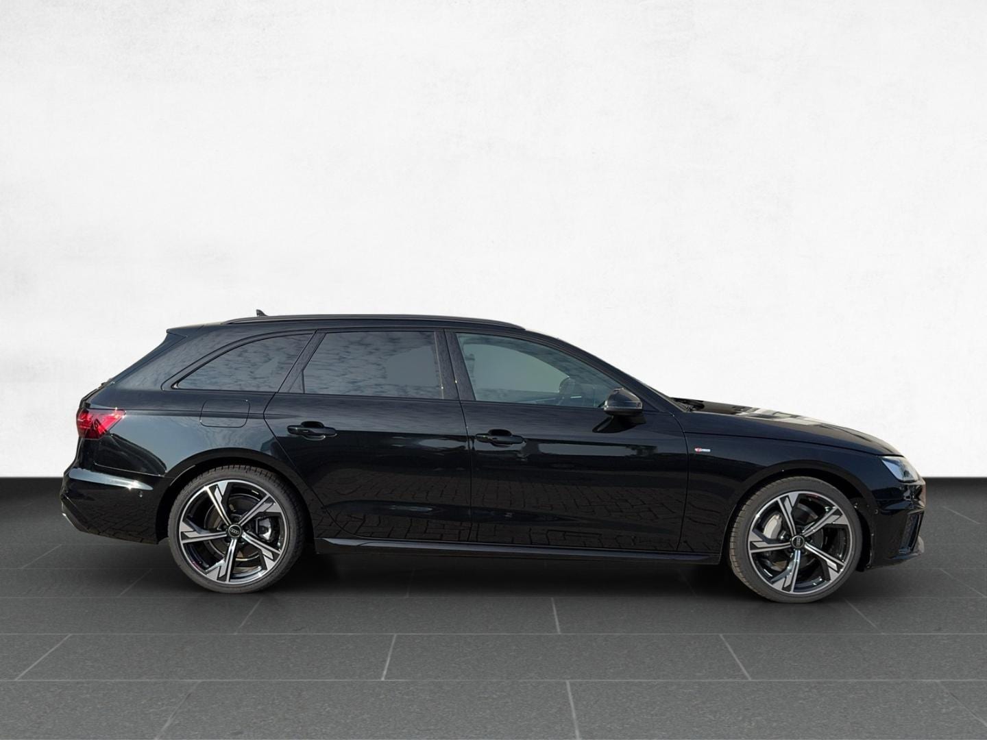 Bild über Audi A4 Avant S line 40 TDI S tronic - für weitere Informationen kontaktieren Sie den Audi Partner