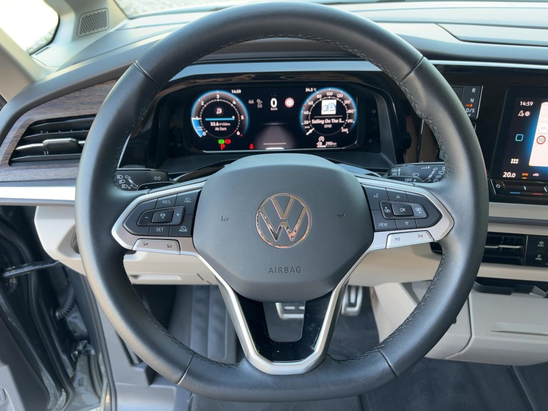 Volkswagen Multivan Style