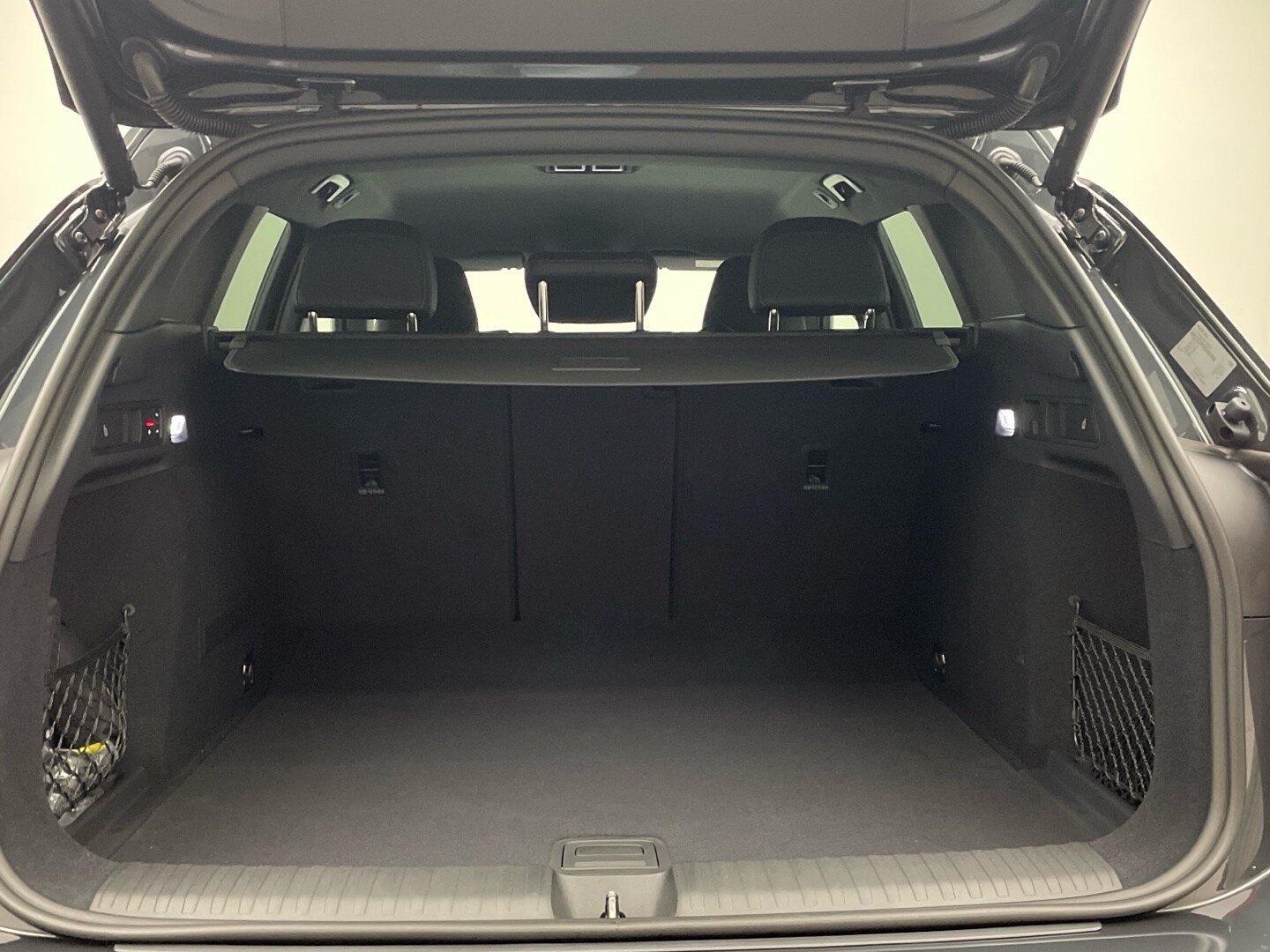 Image about Audi Q6 SUV e-tron e-tron performance