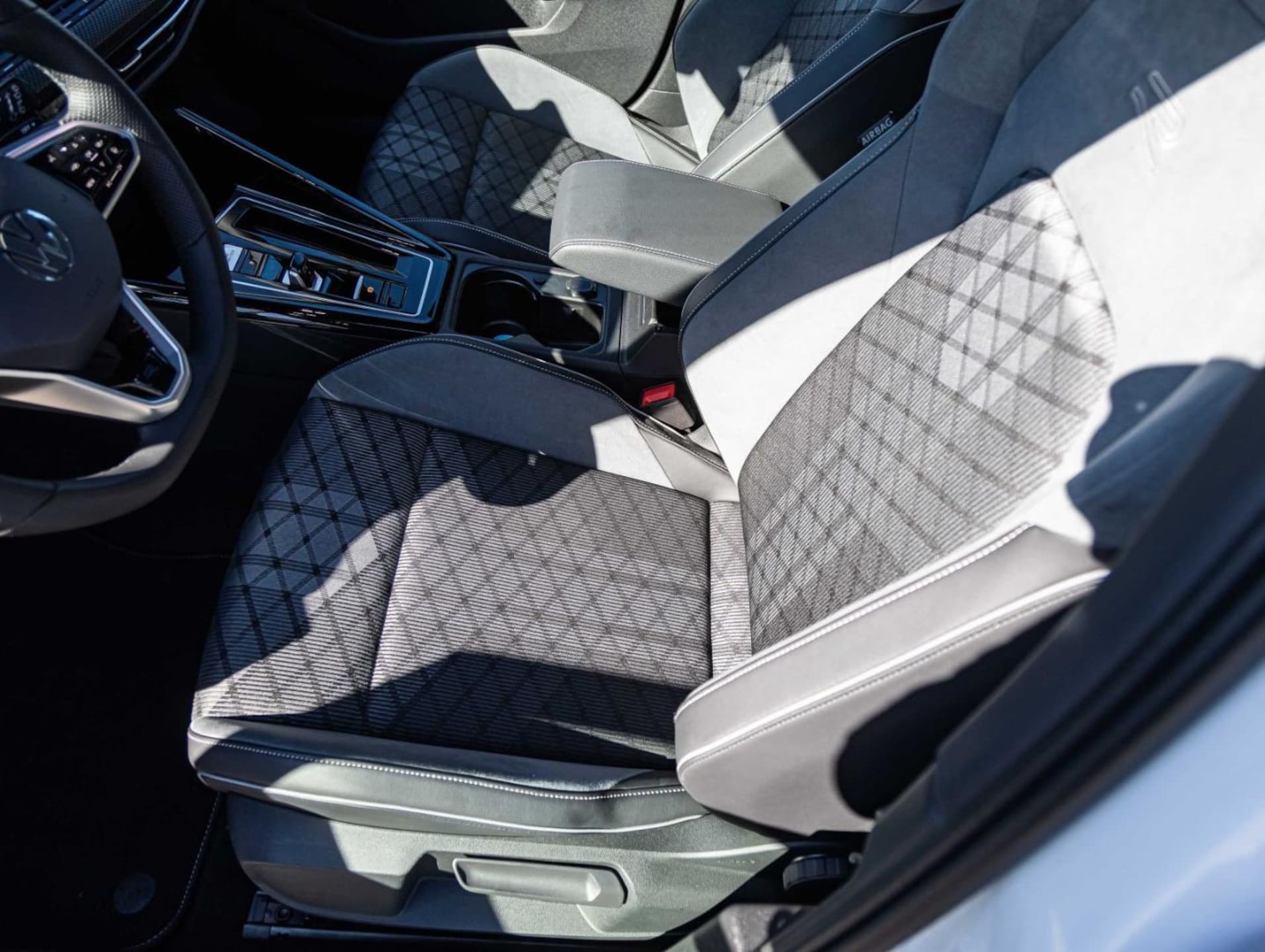 Volkswagen Golf Variant R-Line