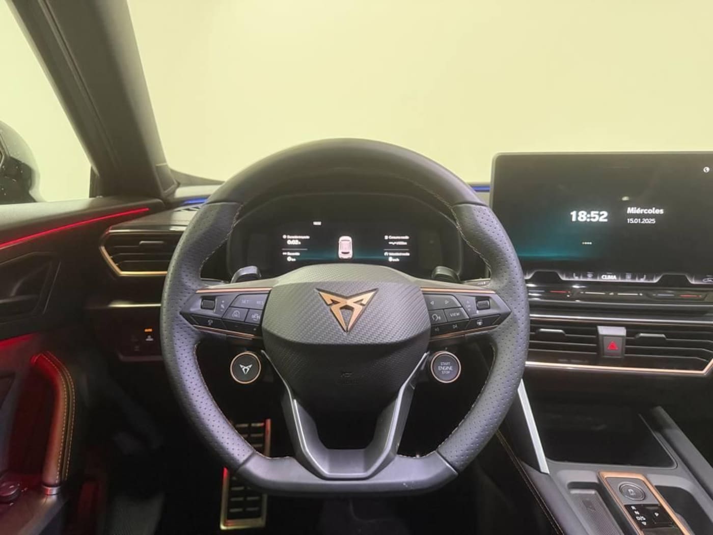 CUPRA Formentor 1.5 eTSI Launch Edition DSG 110 kW (150 CV) — photo 9