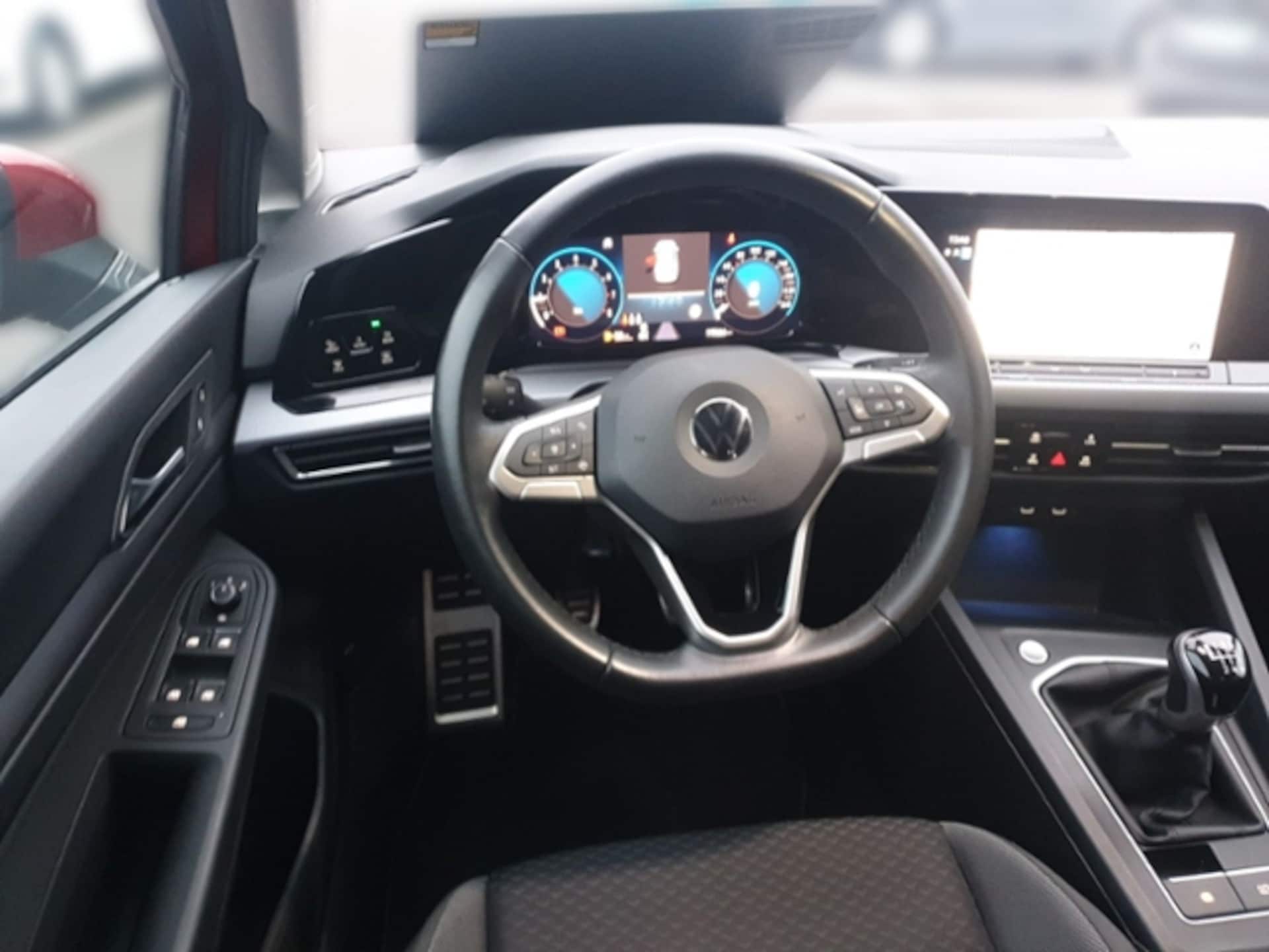 Volkswagen Golf Active