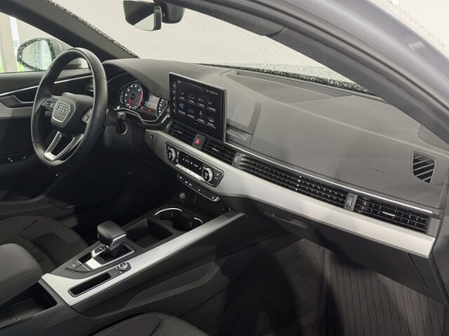 Image about Audi A4 Avant 40 TFSI S tronic