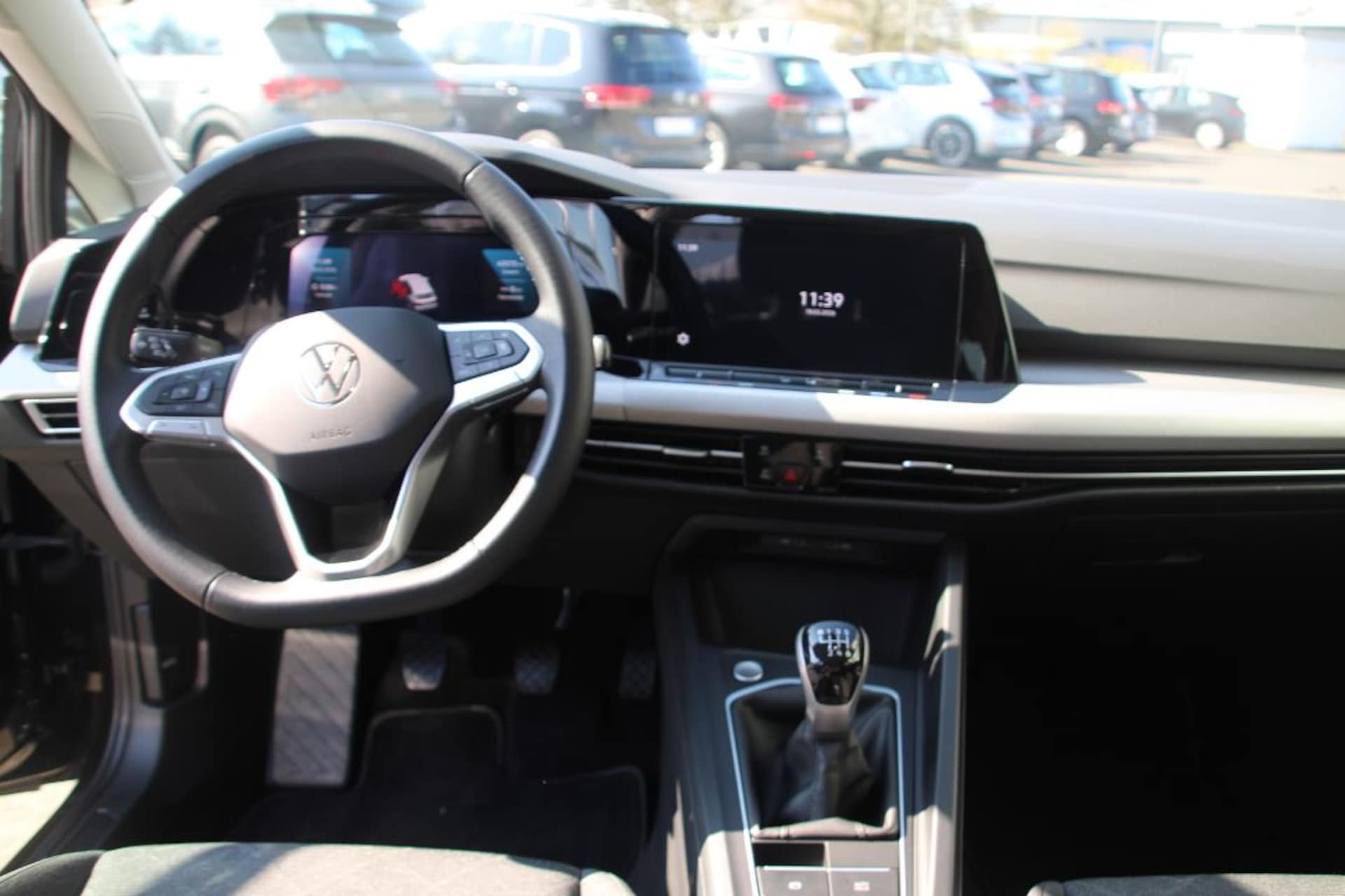 Volkswagen Golf Variant Life