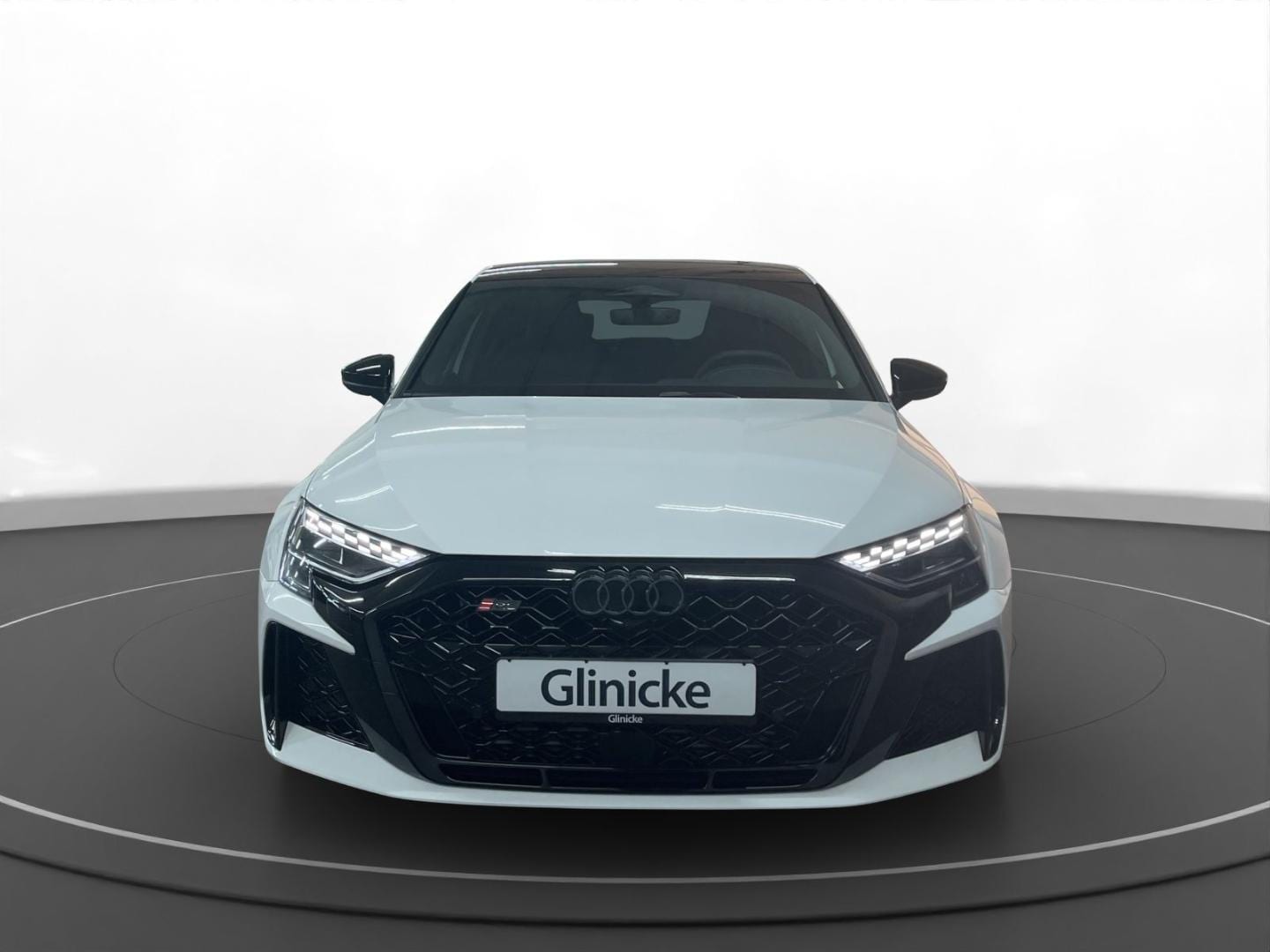 Bild über Audi RS 3 Limousine RS 3 Limousine 294 kW S tronic - für weitere Informationen kontaktieren Sie den Audi Partner
