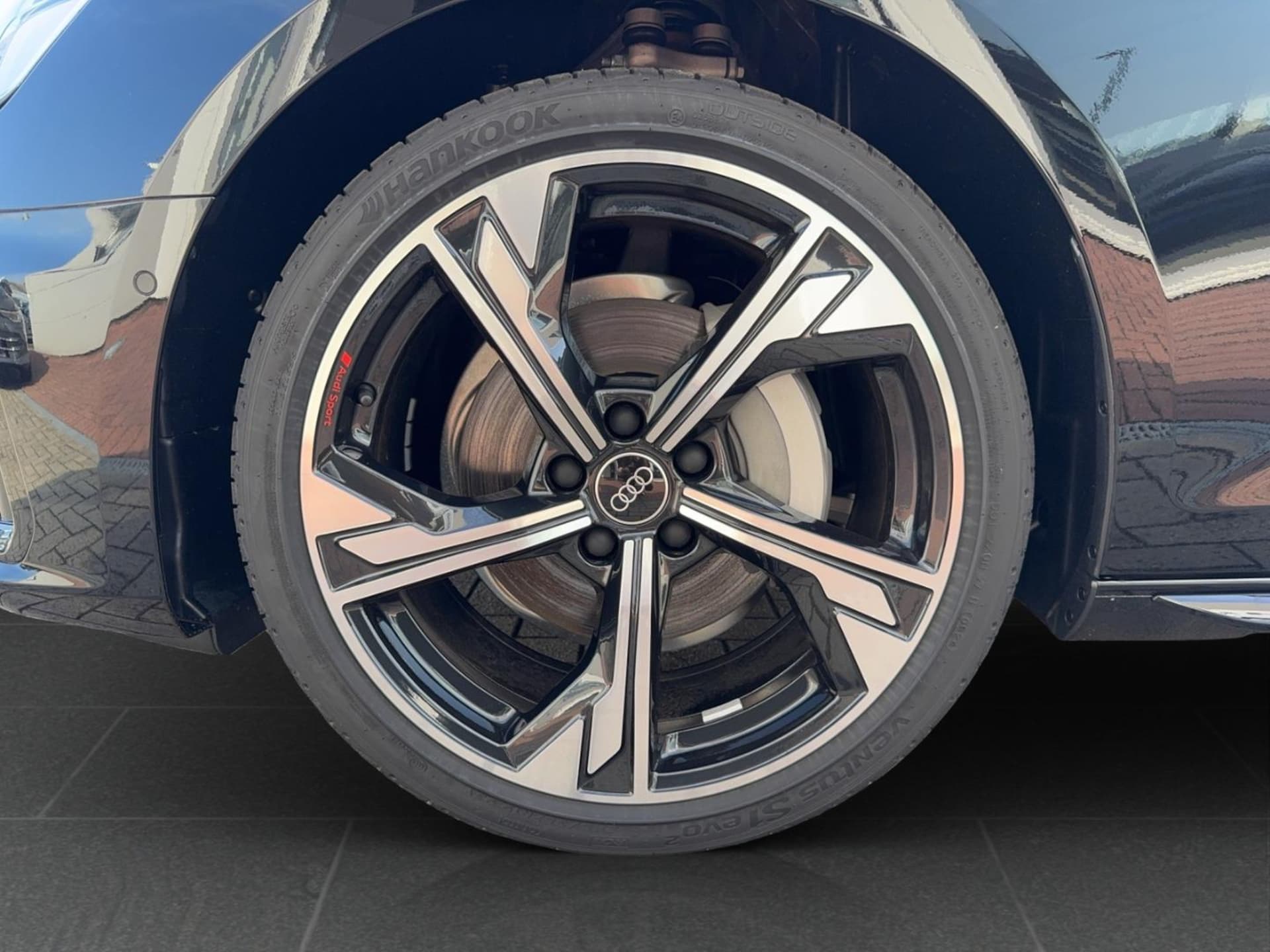 Audi A4 Avant S line