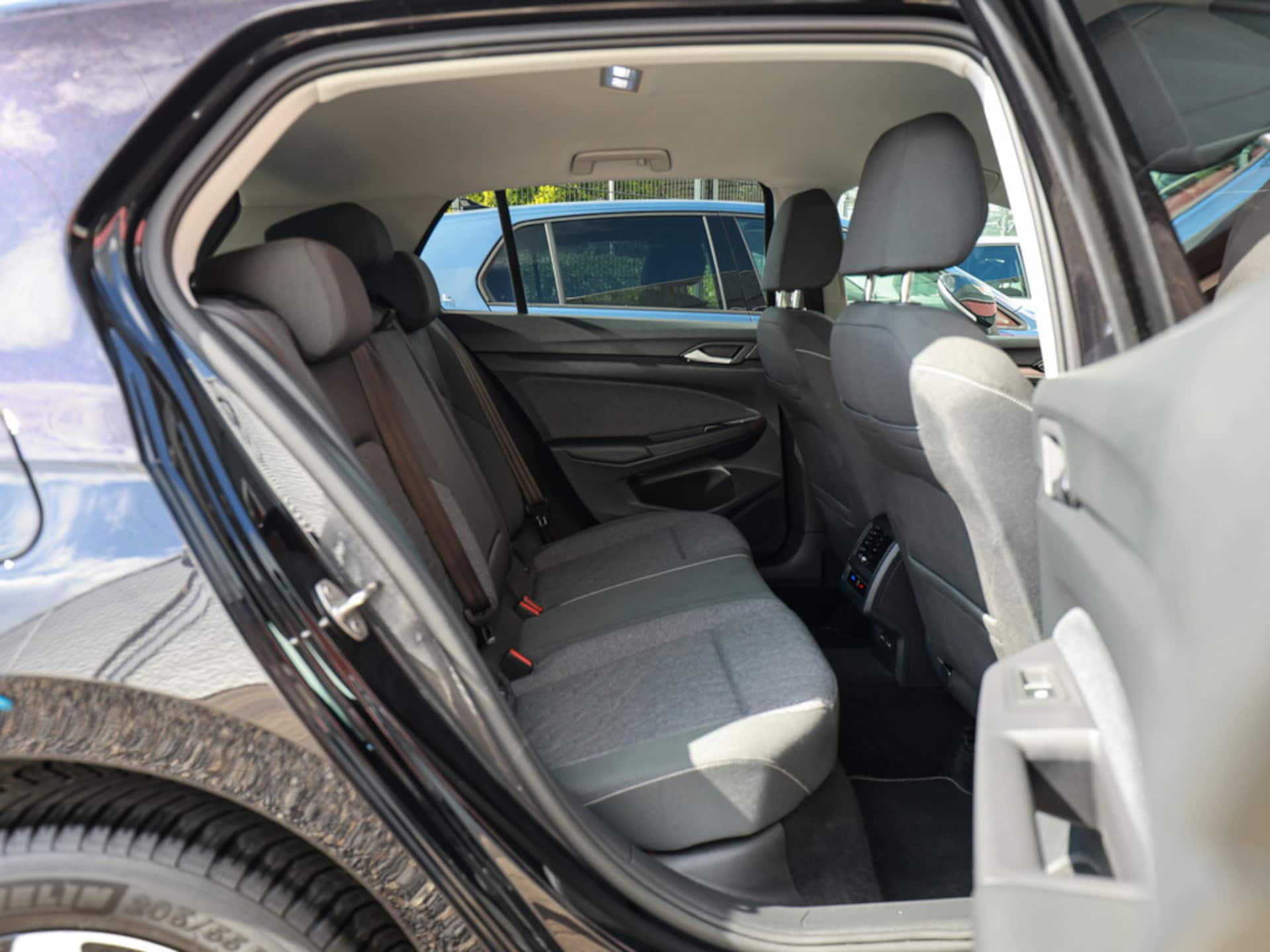 Volkswagen Golf MOVE
