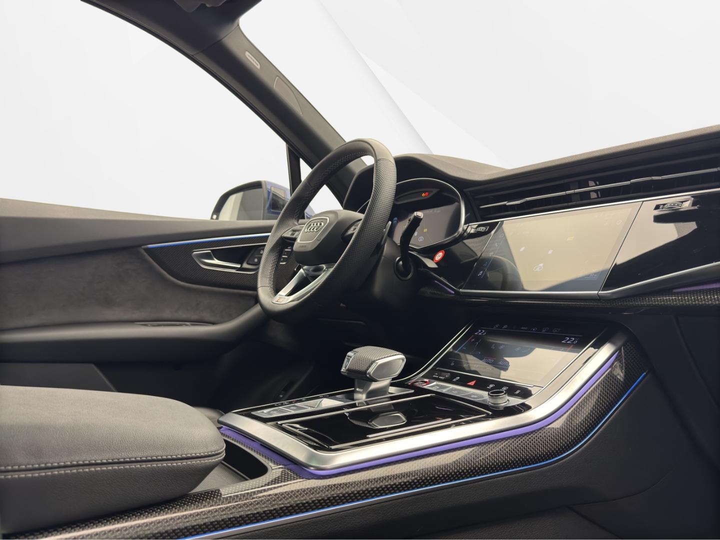 Image about Audi SQ7 TFSI quattro tiptronic