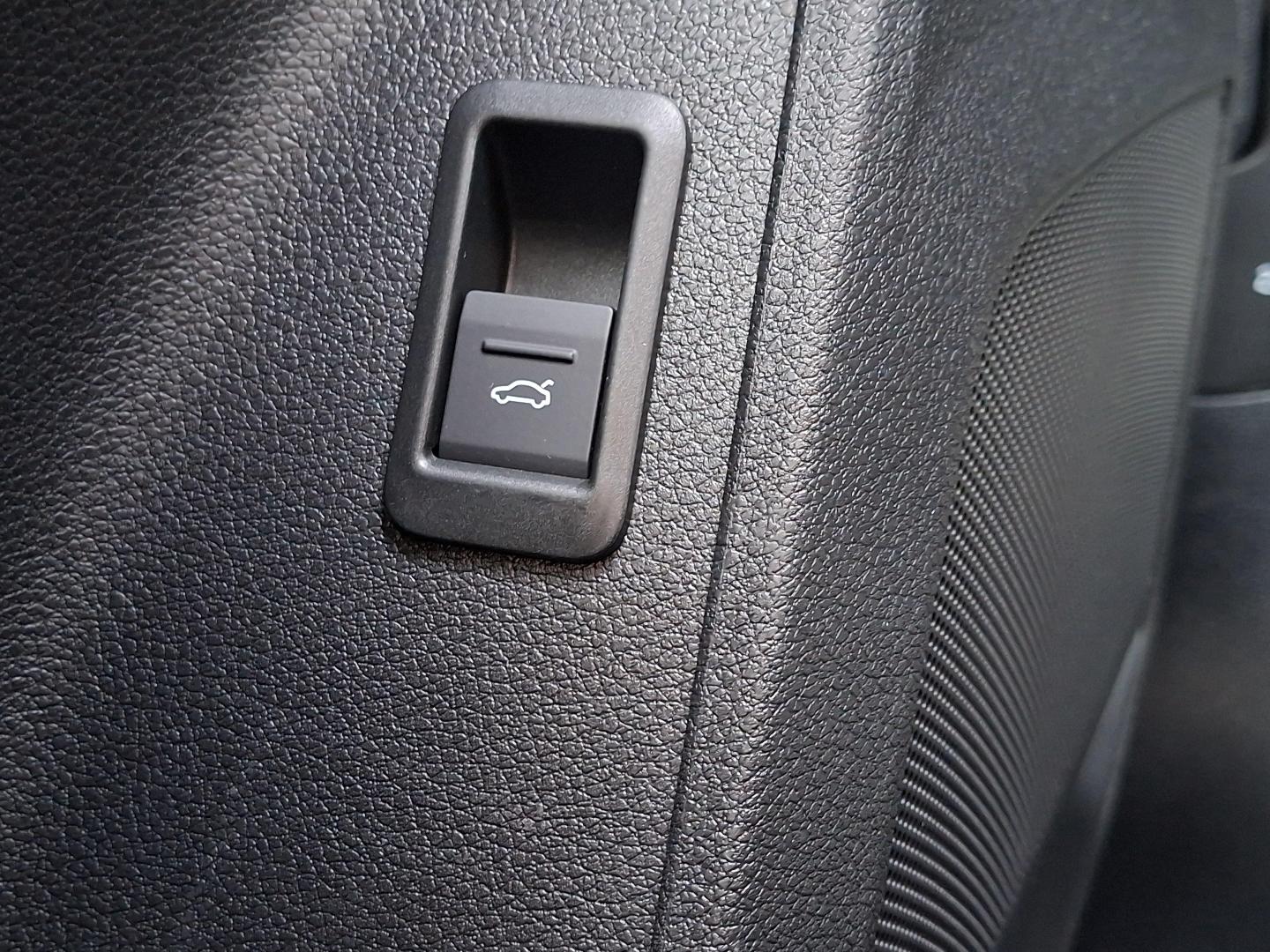 Image about Audi Q3 Sportback S Edition 35 TFSI 110 kW (150 ch) S tronic