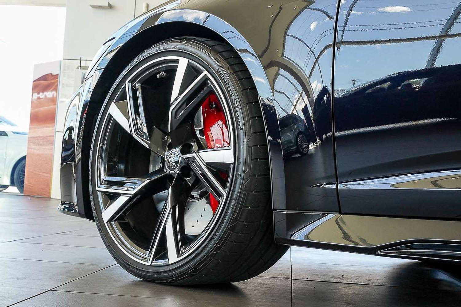 Image about Audi RS 6 Avant RS 6 Avant performance 463 kW tiptronic