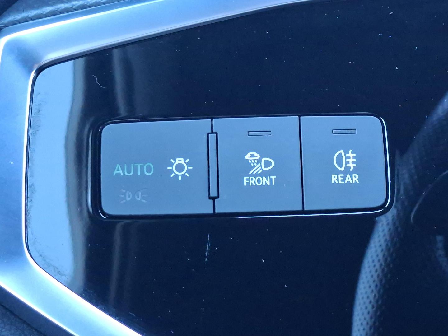 Image about Audi Q3 Sportback S Edition 35 TFSI 110 kW (150 ch) S tronic