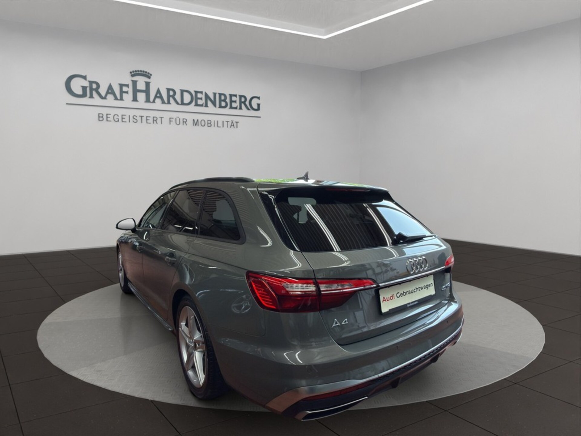 Audi A4 Avant S line