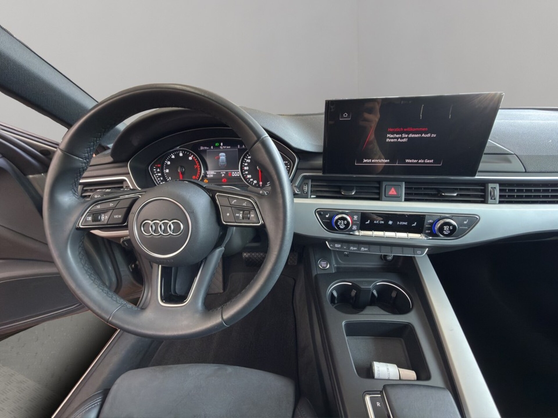 Audi A4 Avant S line