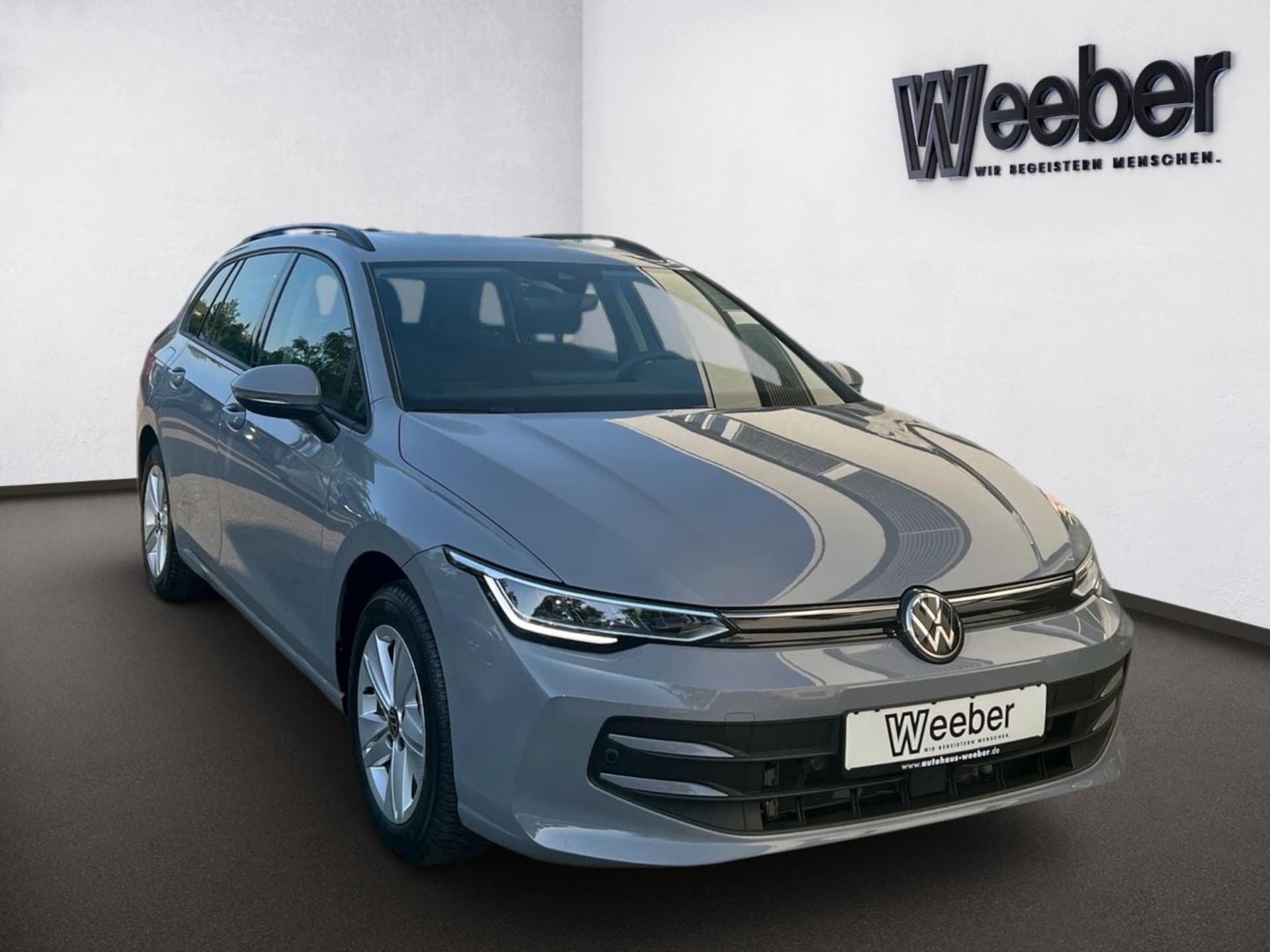 Volkswagen Golf Variant Life