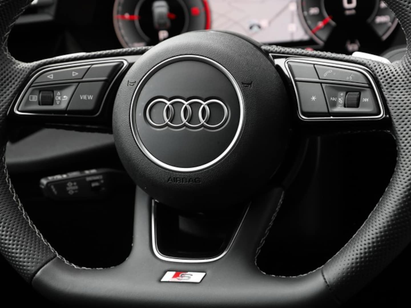 Bild über Audi A3 allstreet 35 TDI S tronic - für weitere Informationen kontaktieren Sie den Audi Partner