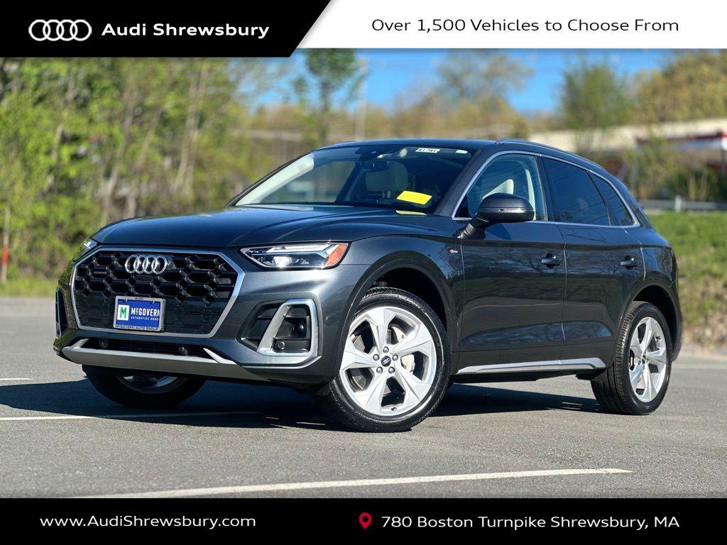 2023 Audi Q5 45 Premium Plus's photo