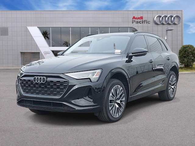 2024 Audi Q8 e-tron