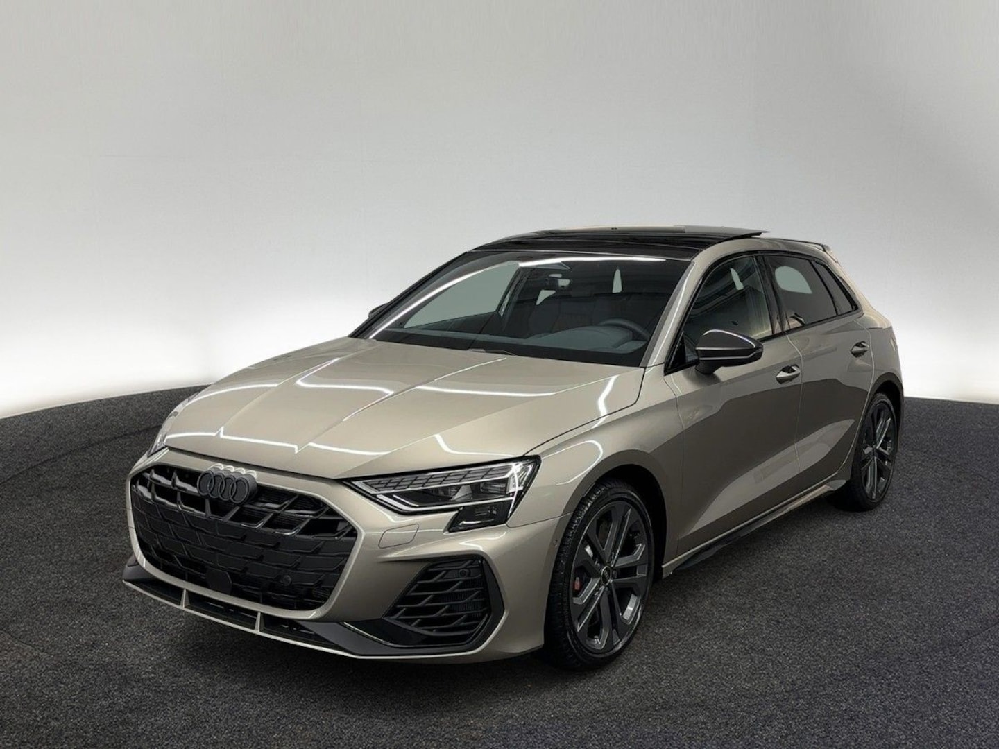 Bild über Audi S3 Sportback TFSI quattro S tronic - für weitere Informationen kontaktieren Sie den Audi Partner