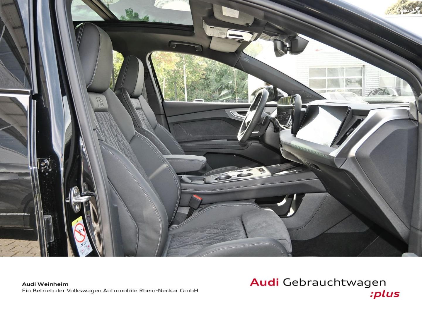 Bild über Audi Q4 SUV e-tron e-tron quattro 220 kW - für weitere Informationen kontaktieren Sie den Audi Partner