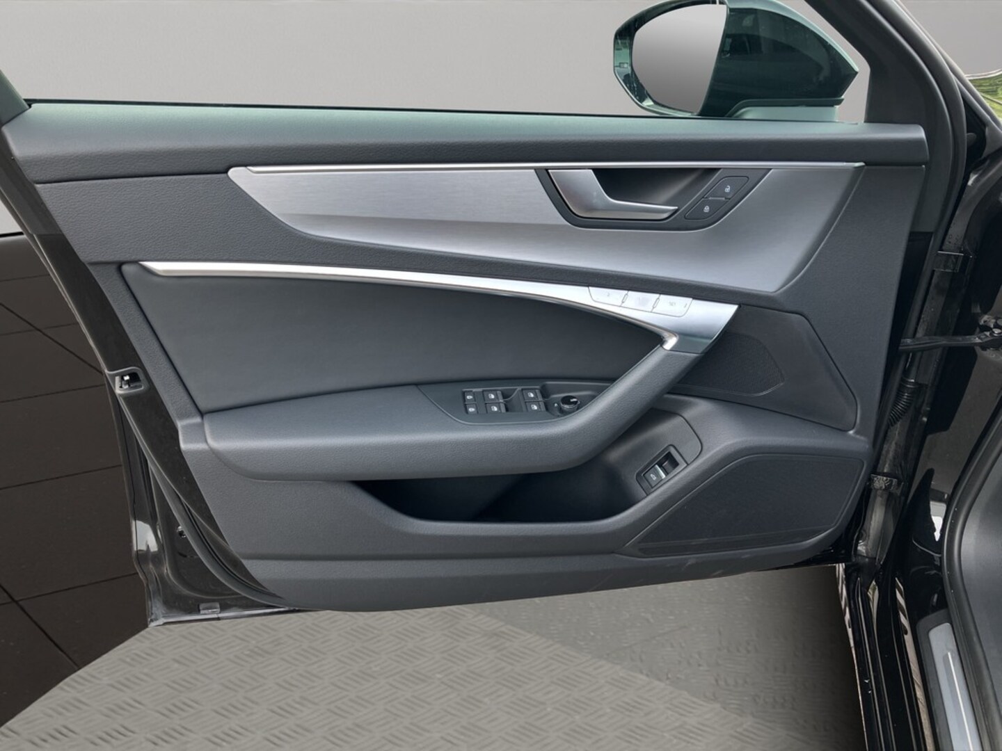 Bild über Audi S6 Avant TDI quattro tiptronic - für weitere Informationen kontaktieren Sie den Audi Partner