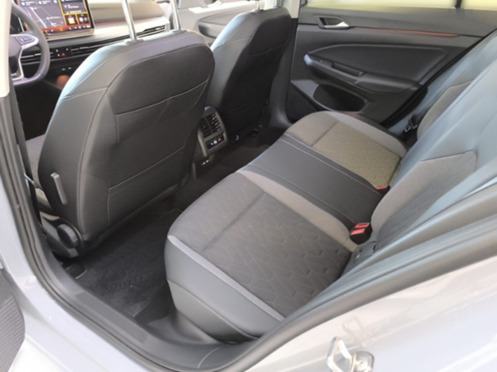 Volkswagen Golf Variant – Bild 21