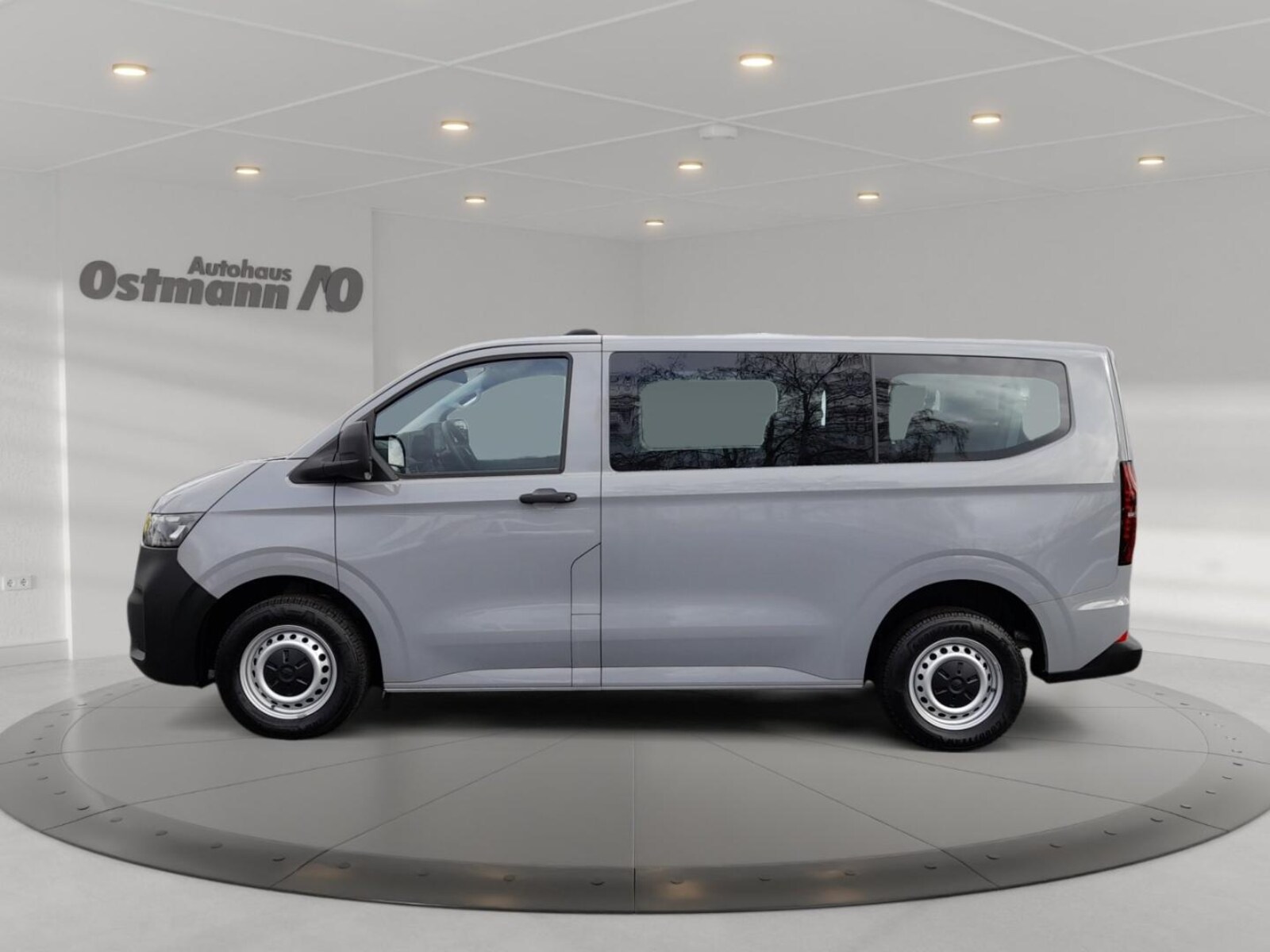 Volkswagen Transporter Kombi kurzer Radstand – Bild 2