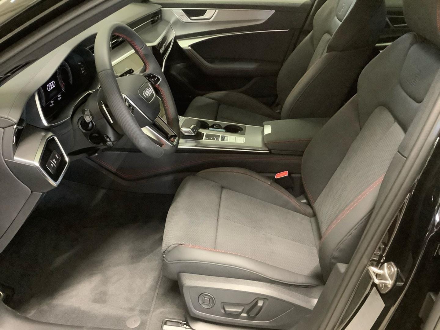 Bild über Audi A6 Avant S line 50 TDI quattro tiptronic - für weitere Informationen kontaktieren Sie den Audi Partner
