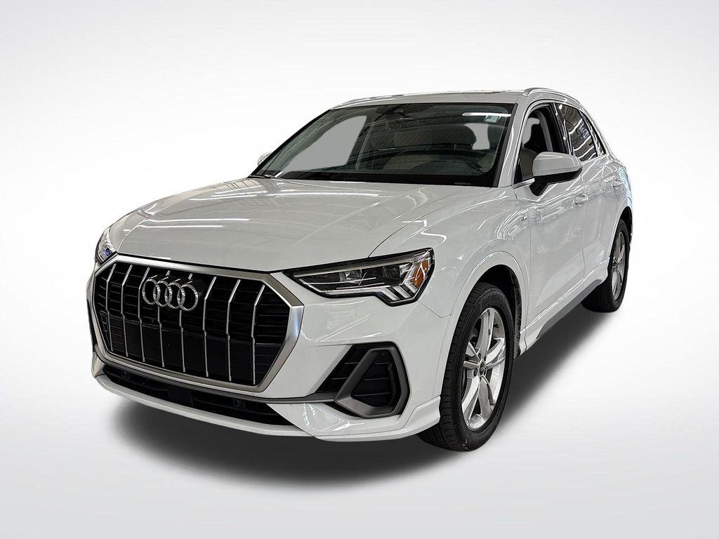 2024 Audi Q3 45 TFSI S Line Premium Plus quattro's photo