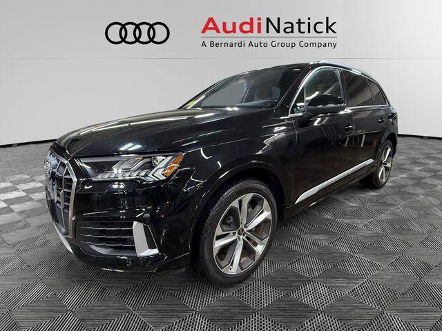 2023 Audi Q7 55 Premium Plus quattro Tiptronic's photo