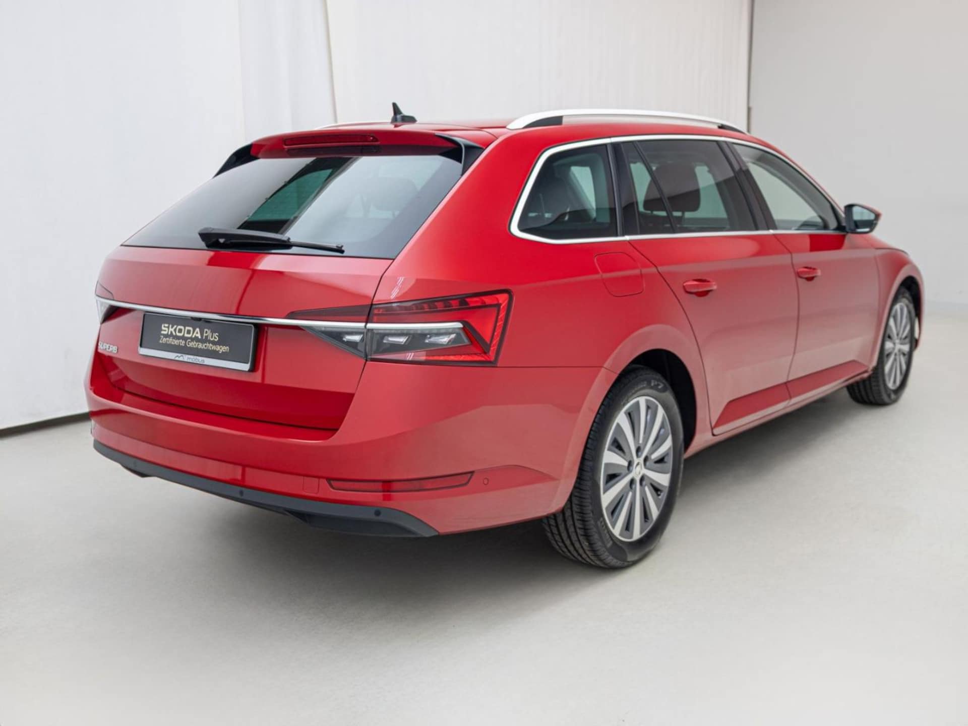 Skoda Superb Combi Style