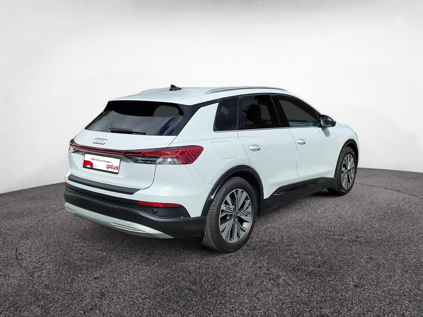 Bild über Audi Q4 e-tron 45 e-tron - für weitere Informationen kontaktieren Sie den Audi Partner