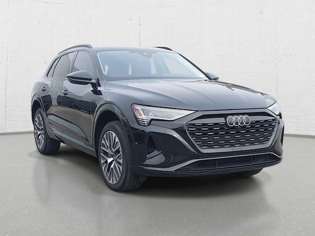 2024 Audi Q8 e-tron