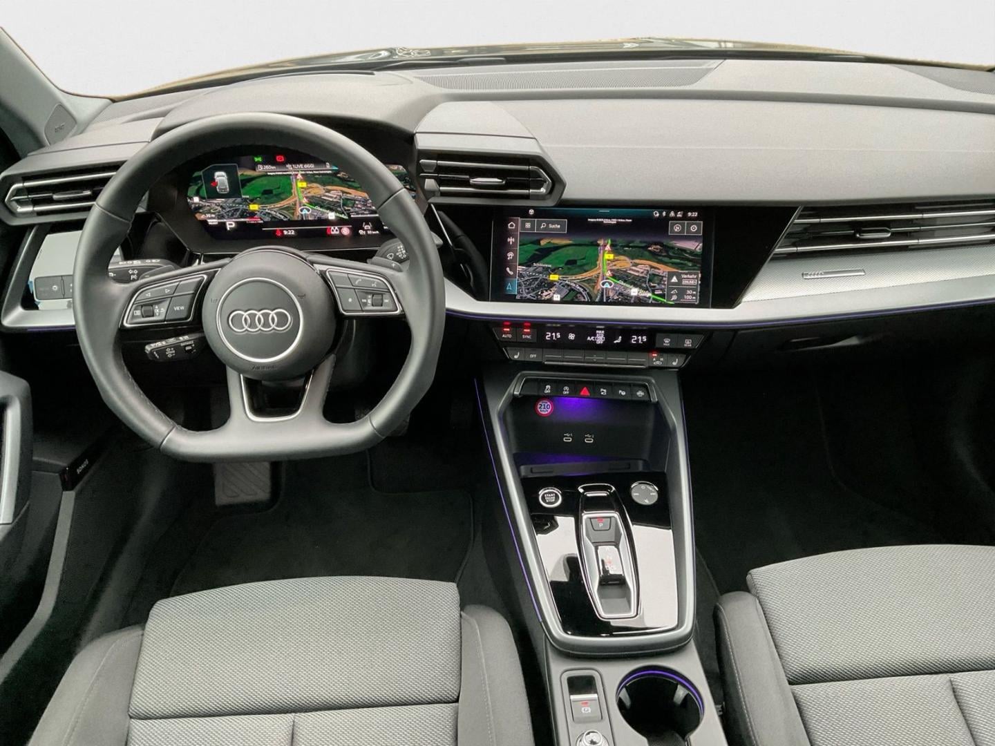 Bild über Audi A3 allstreet 35 TDI S tronic - für weitere Informationen kontaktieren Sie den Audi Partner