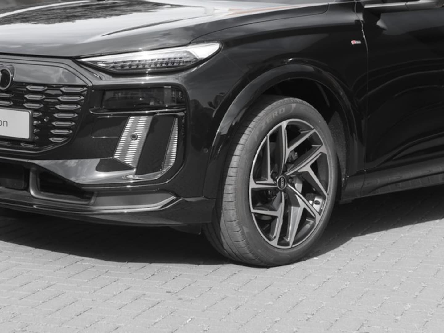 Bild über Audi Q6 Sportback e-tron S line business e-tron quattro 315 kW - für weitere Informationen kontaktieren Sie den Audi Partner