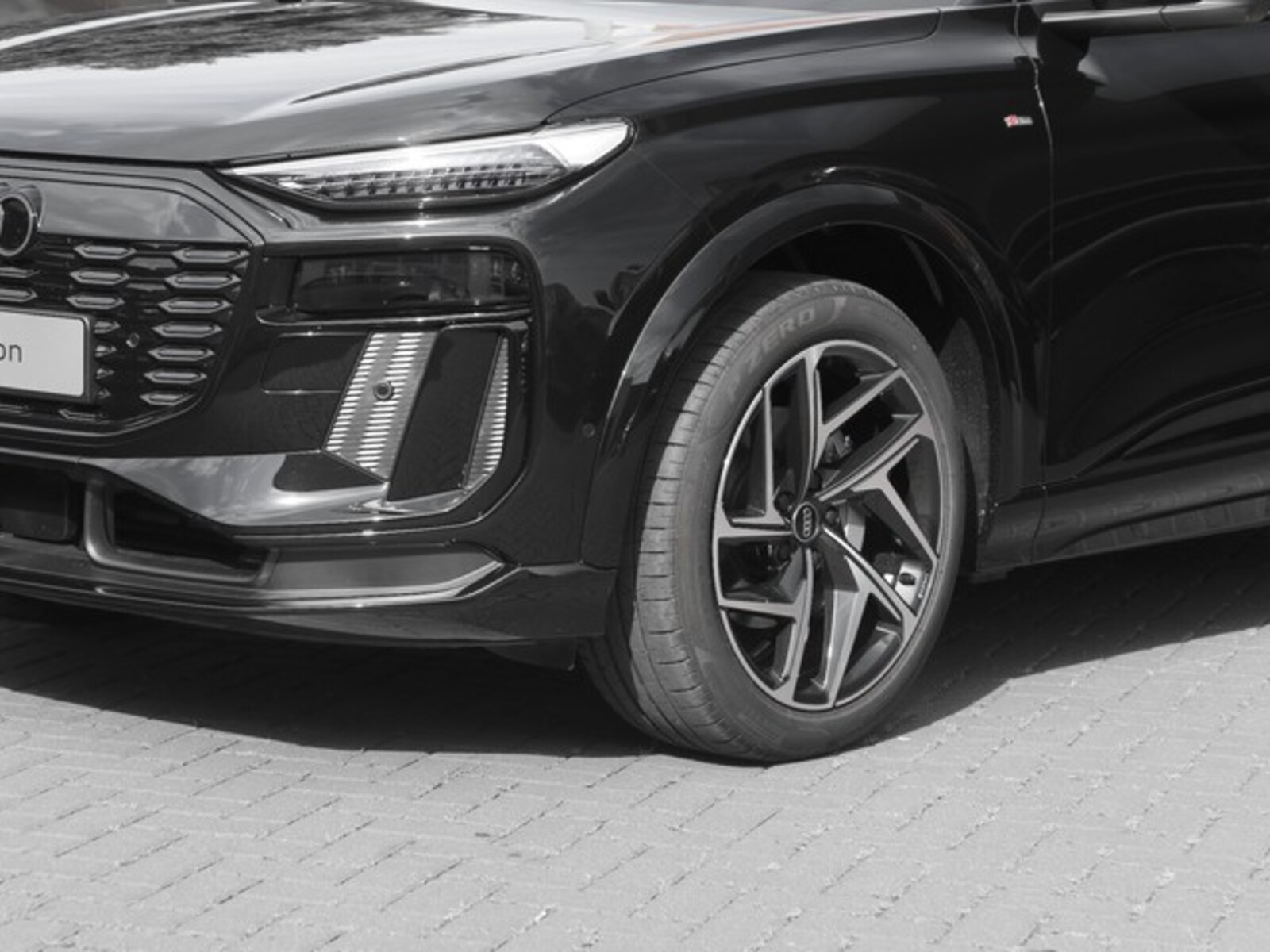 Audi Q6 Sportback e-tron – Bild 10
