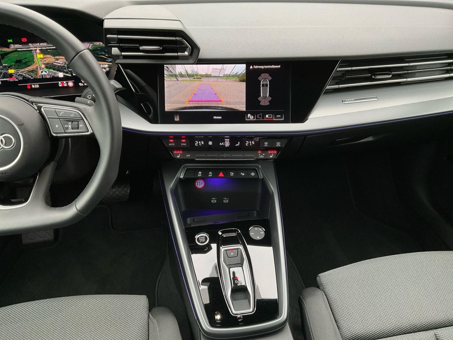 Bild über Audi A3 allstreet 35 TDI S tronic - für weitere Informationen kontaktieren Sie den Audi Partner