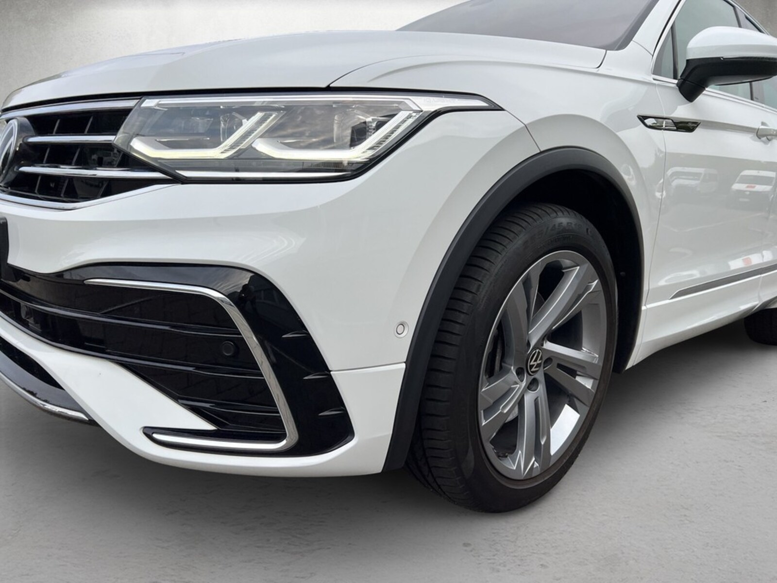 Volkswagen Tiguan – Bild 4