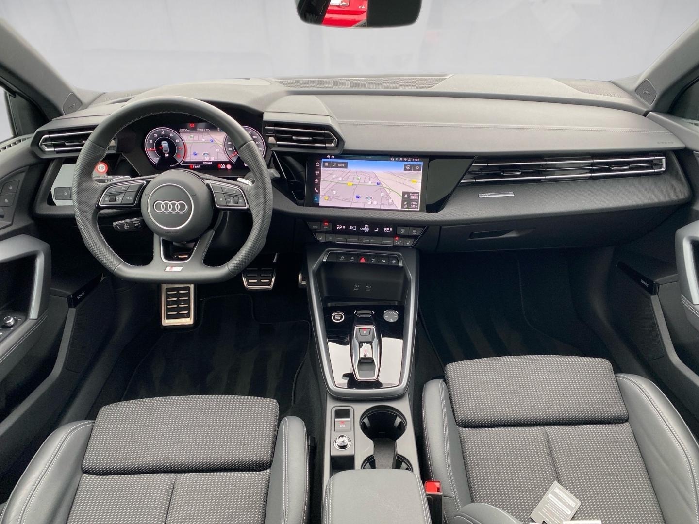 Bild über Audi A3 Sportback S line 30 TFSI S tronic - für weitere Informationen kontaktieren Sie den Audi Partner