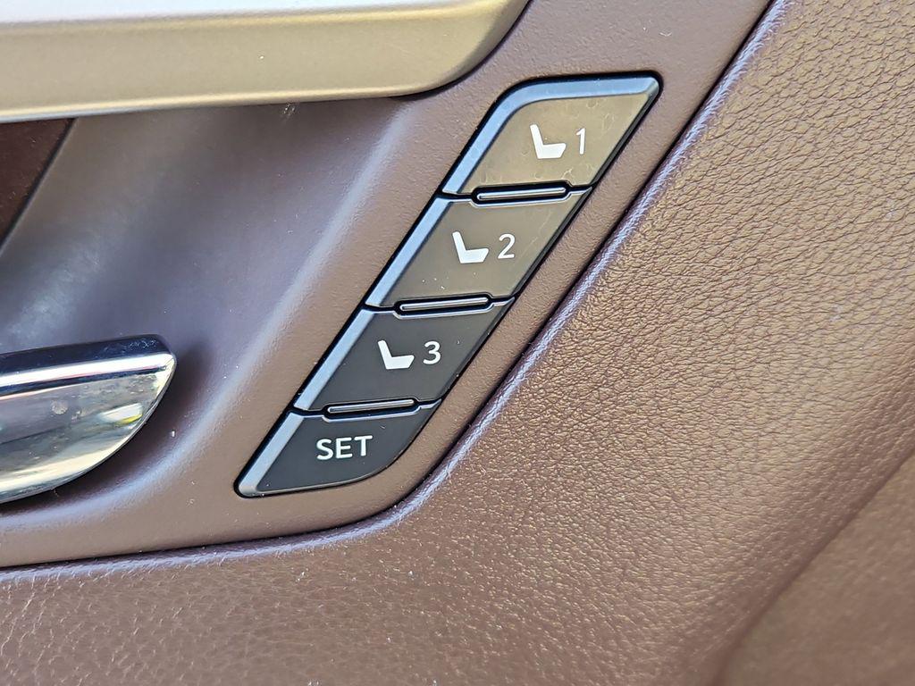2020 Lexus RX 350 - Photo 13