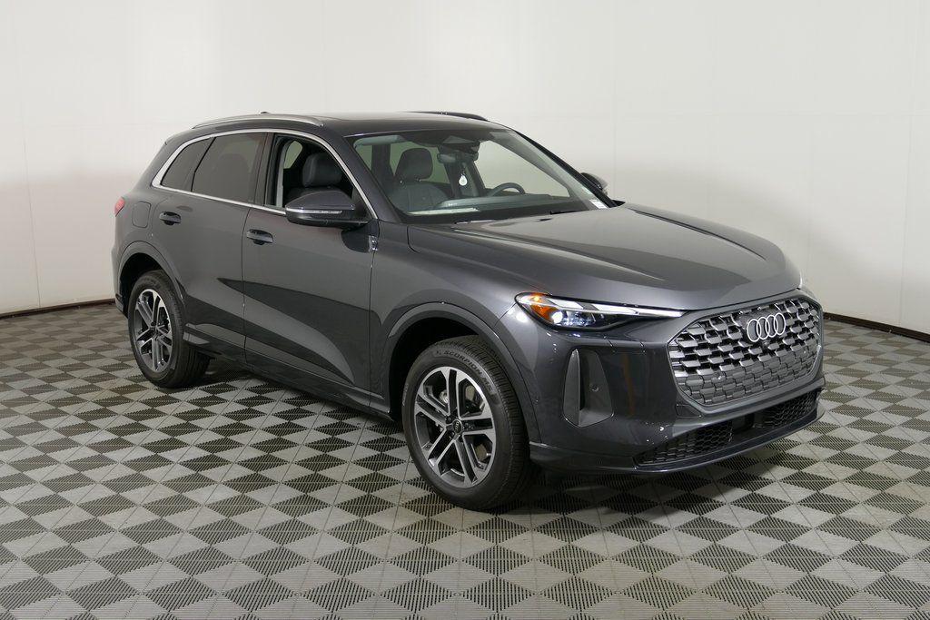 2025 Audi Q5 40 Premium's photo