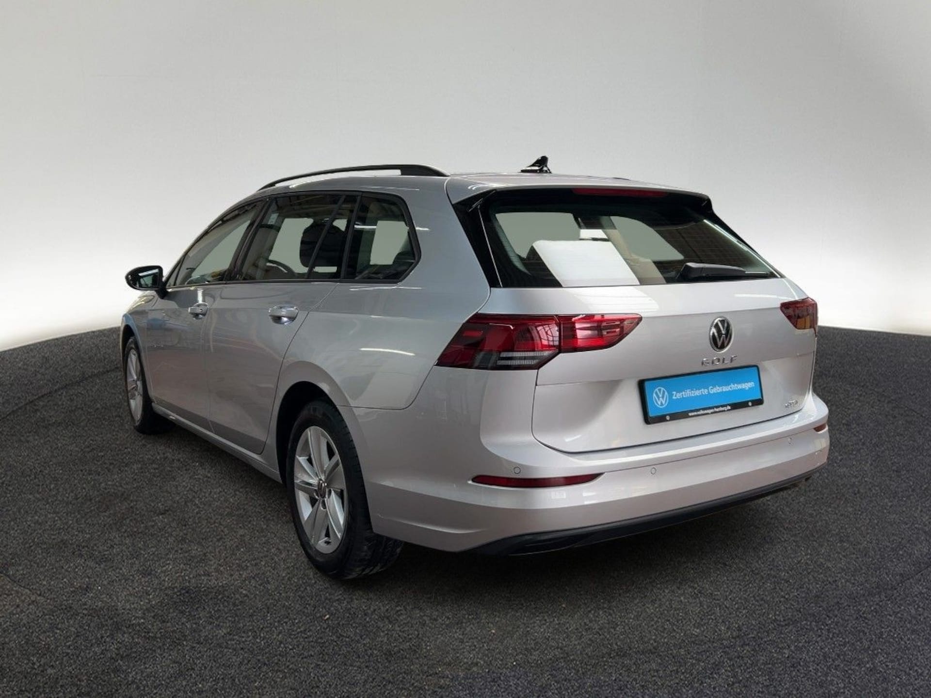 Volkswagen Golf Variant Life