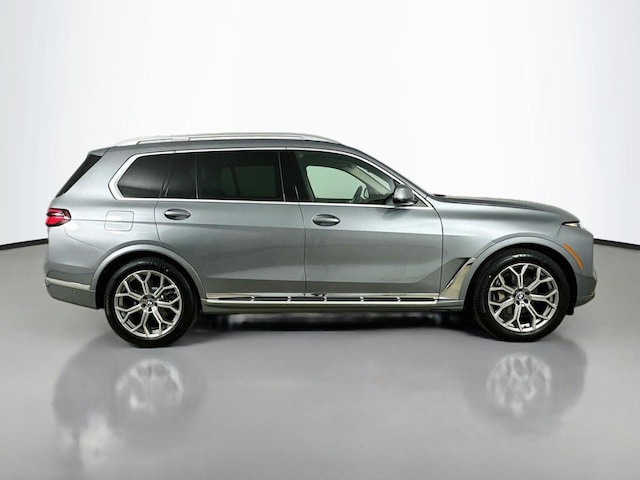 2024 BMW X7