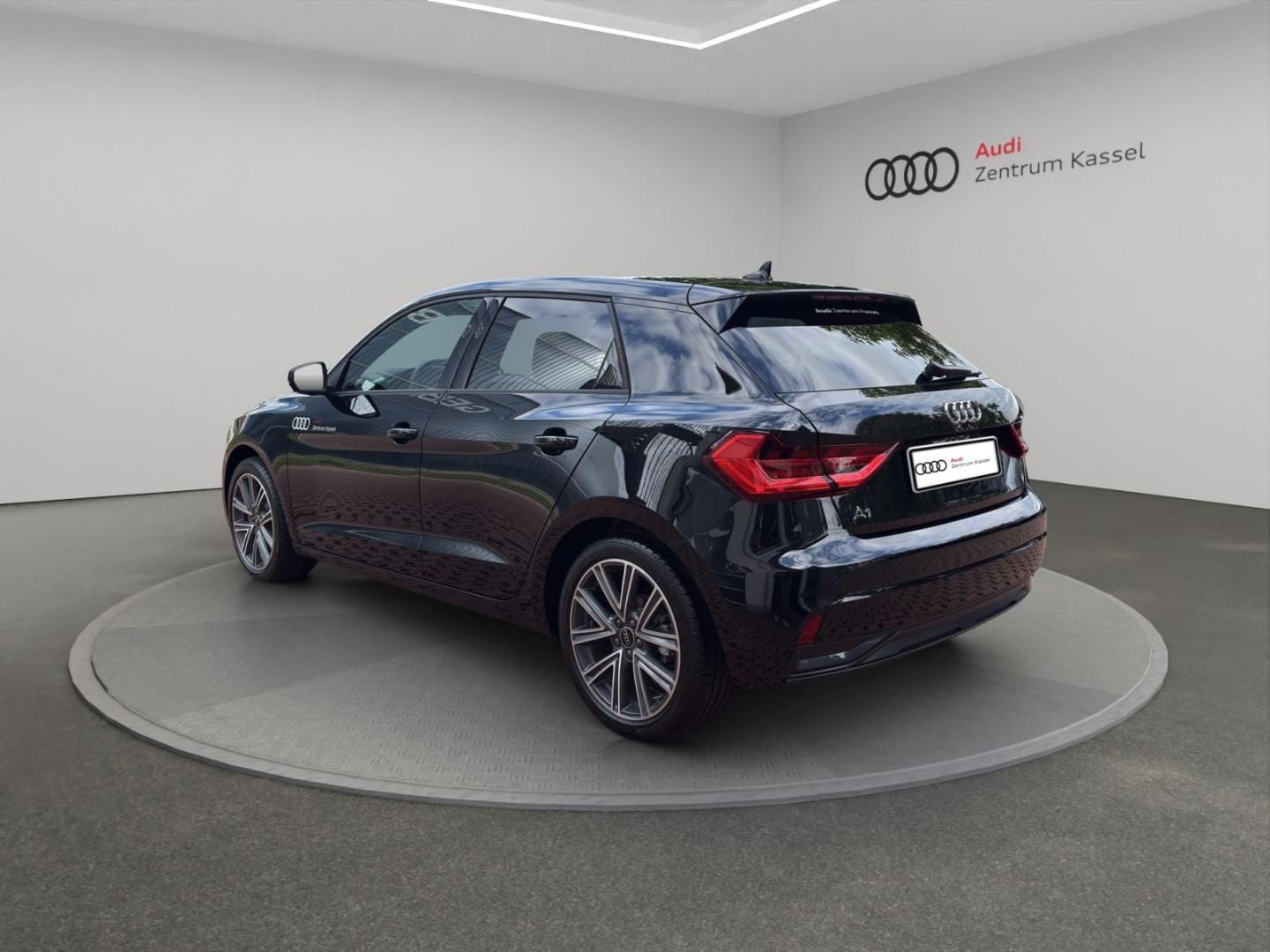 Bild über Audi A1 Sportback advanced 30 TFSI Schaltgetriebe - für weitere Informationen kontaktieren Sie den Audi Partner
