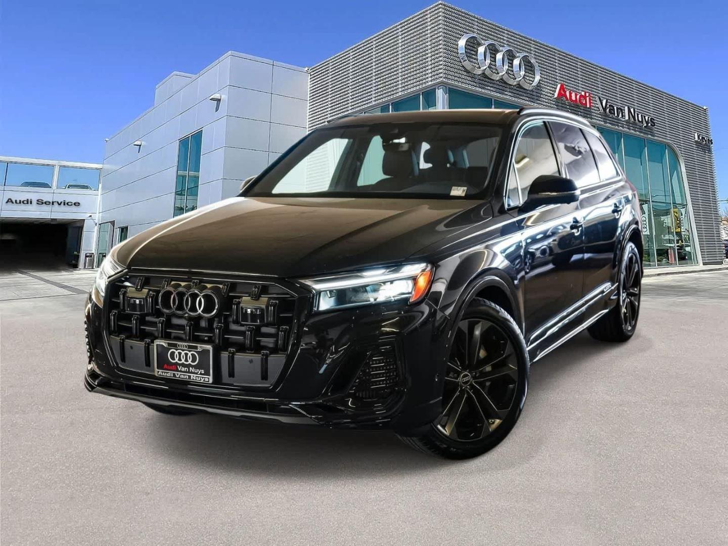 2026 Audi Q7 55 Premium Plus quattro Tiptronic's photo