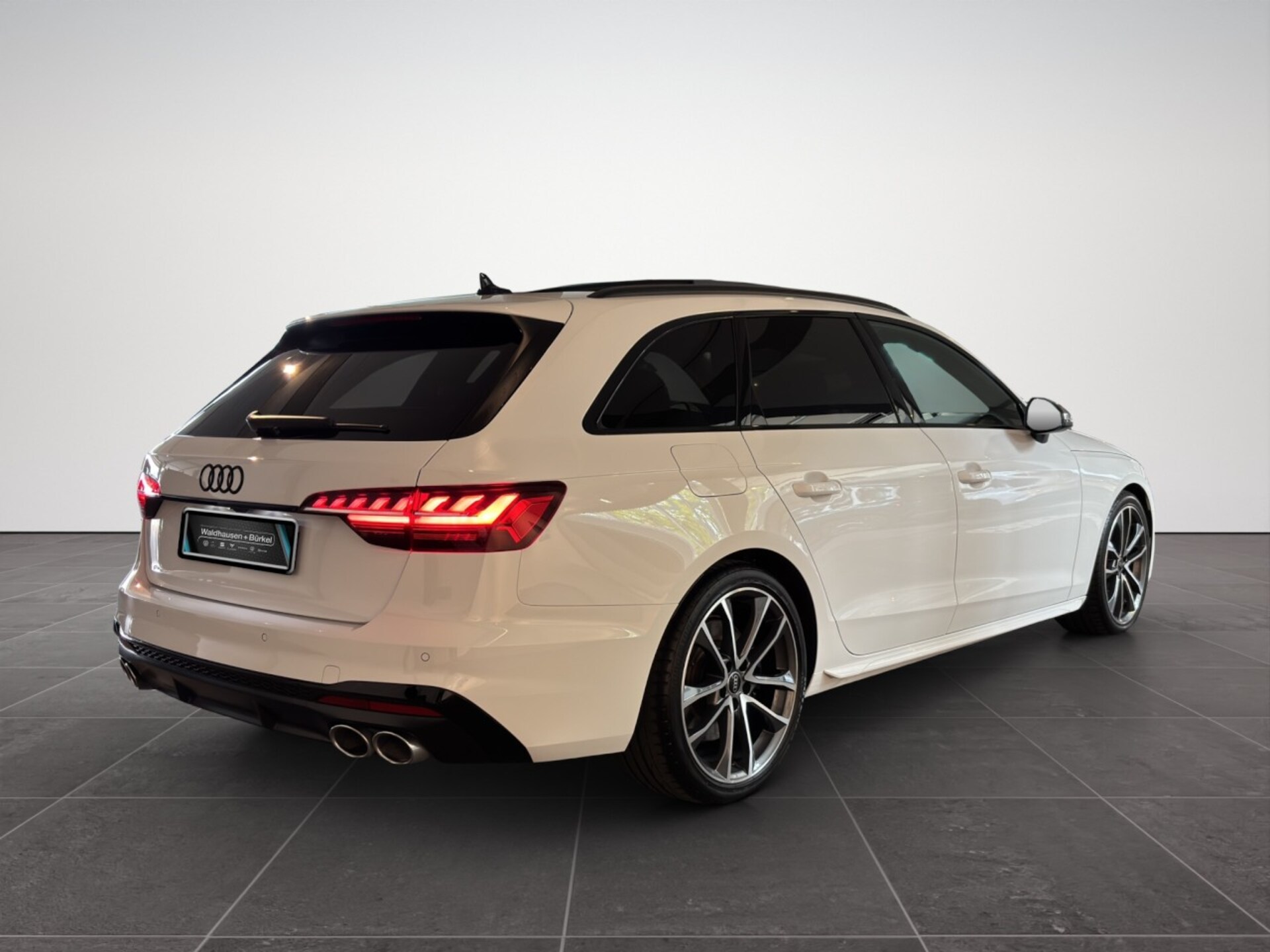 Audi S4 Avant