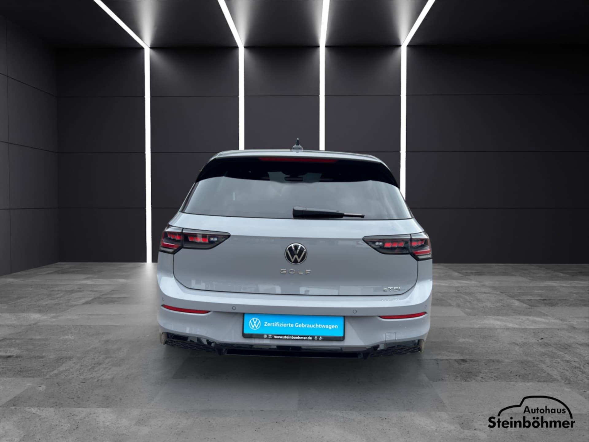 Volkswagen Golf R-Line