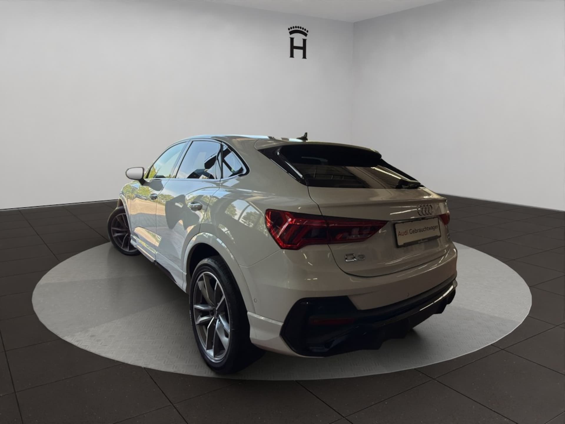 Audi Q3 Sportback S line