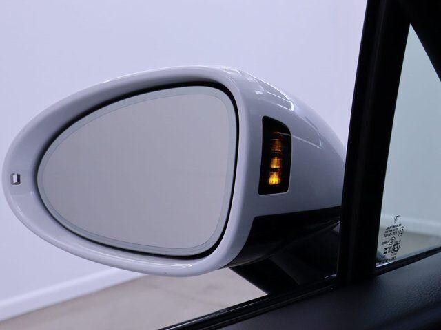 2024 Porsche Macan Base - Photo 35