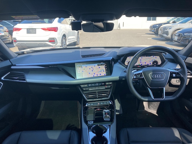 Audi e-tron GT e-tron GT quattro 350,00 kW for more details contact your dealer